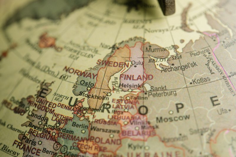 Finland to reopen 2 out of 8 border crossings with Russia after a
