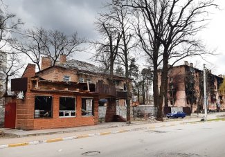 zniszczony budynek w Irpinie