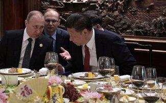 źródło: commons.wikimedia.org Vladimir Putin i Xi Jinping