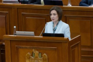 Zdjęcie przedstawia prezydent Sandu 