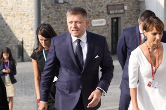 Zdjęcie przedstawia Roberta Nico