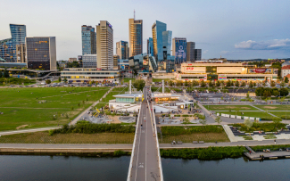 Baltas by Augustas Didzgalvis