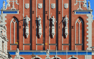 okładka komentarza 725