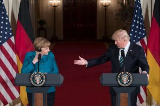 Merkel w Waszyngtonie – chłodne przyjęcie Merkel w Waszyngtonie – chłodne przyjęcie