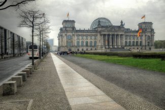 Zdjęcie pokazuje budynek Reichstagu