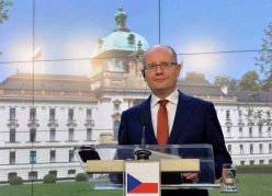 Pre-election battle at the top of Czech politics Pre-election battle at the top of Czech politics