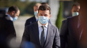 Zdjęcie przedstawia prezydenta Zełenskiego