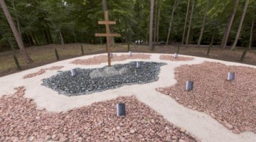 Trianon Memorial Park