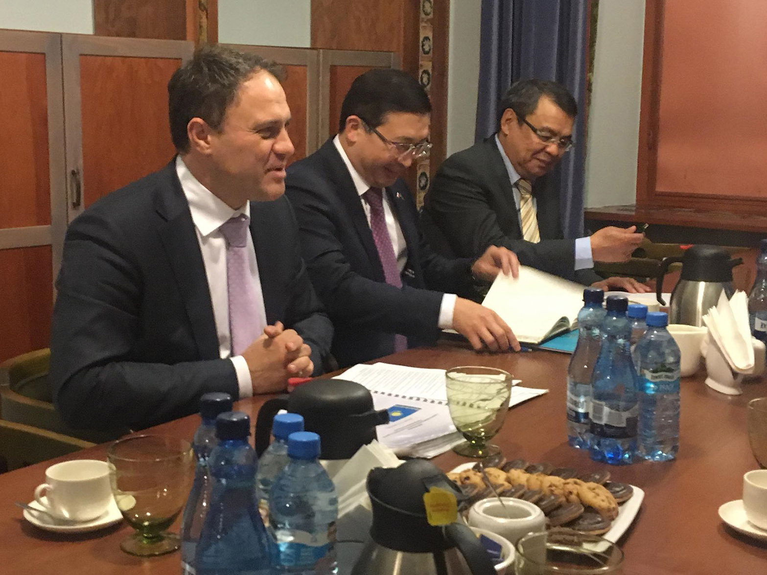 Wiceminister spraw zagranicznych Kazachstanu Roman Wassilenko z delegacją w OSW